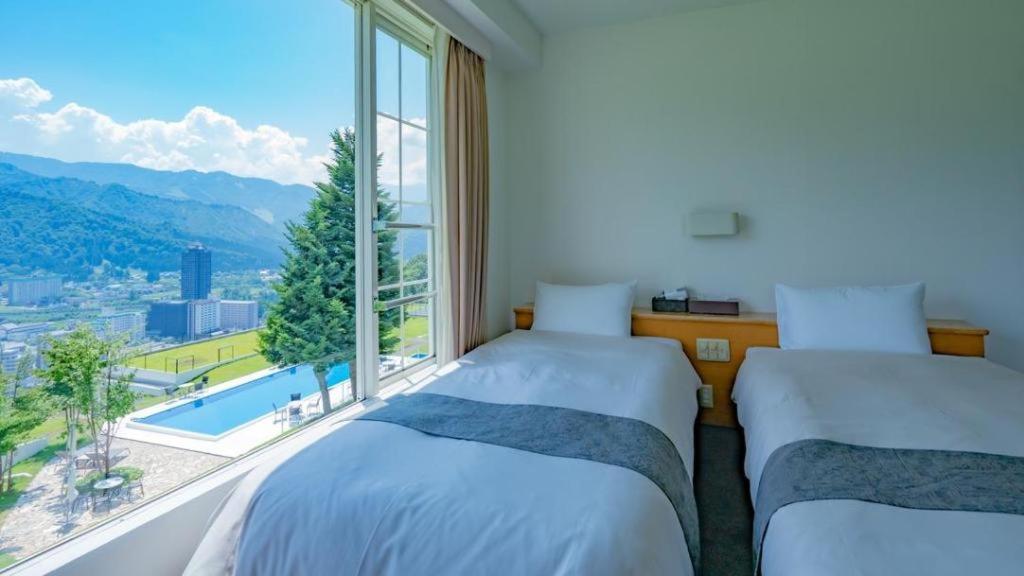 Sierra Resort Yuzawa Yuzawa  Eksteriør billede